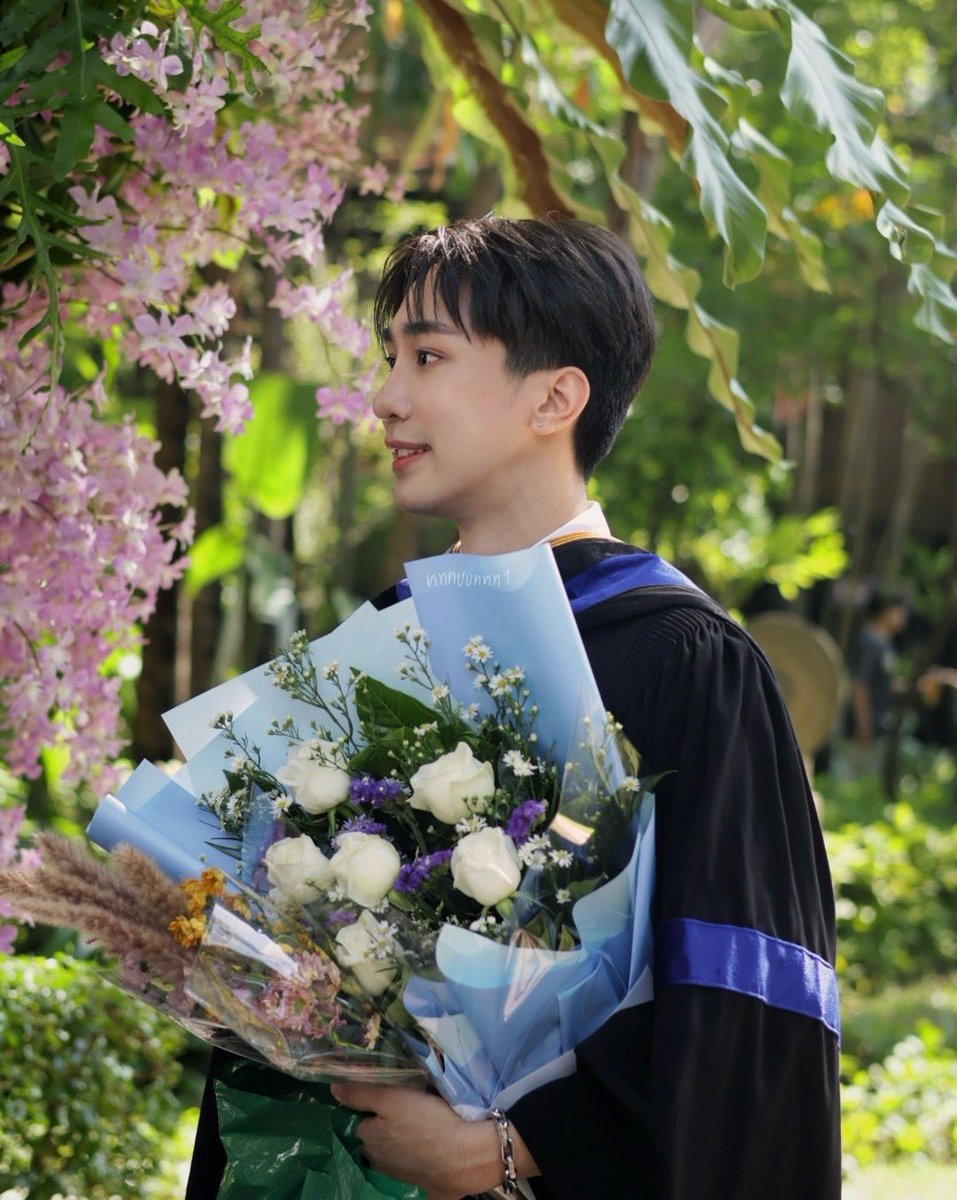 hi45662's tweet image. 29.11.68
#GuideGraduation #Guidekc 
#GuideKantapon