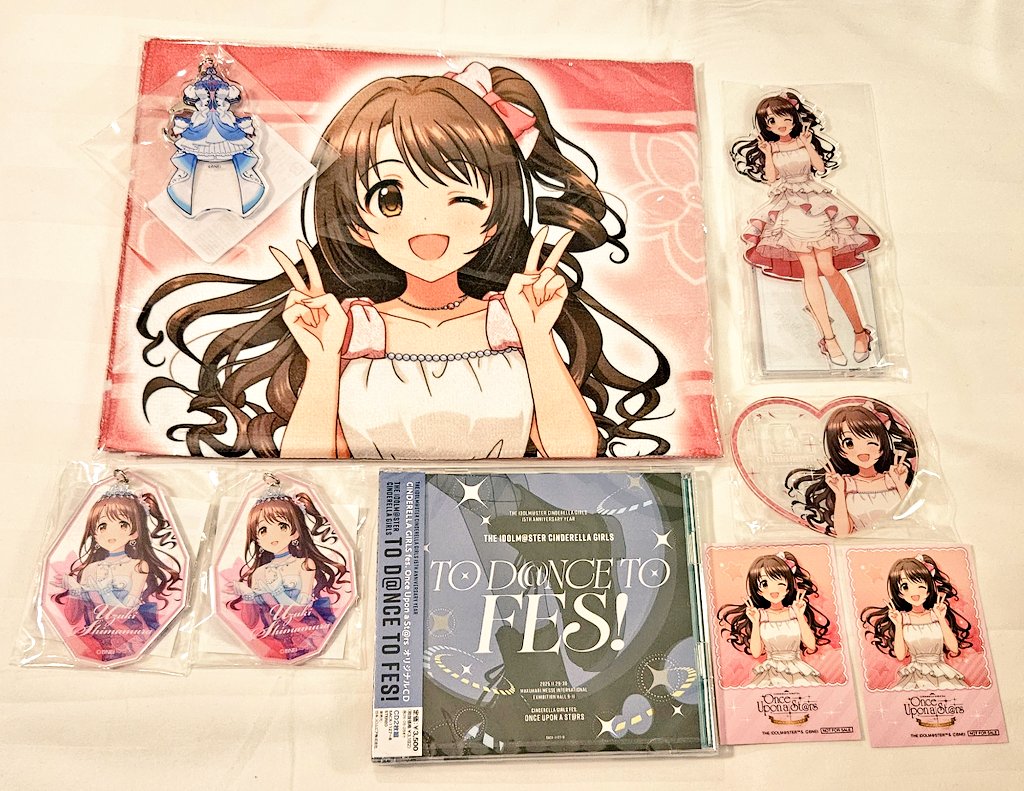 今日の卯月ちゃん！！物販チケットケースとスリーブ売り切れてて