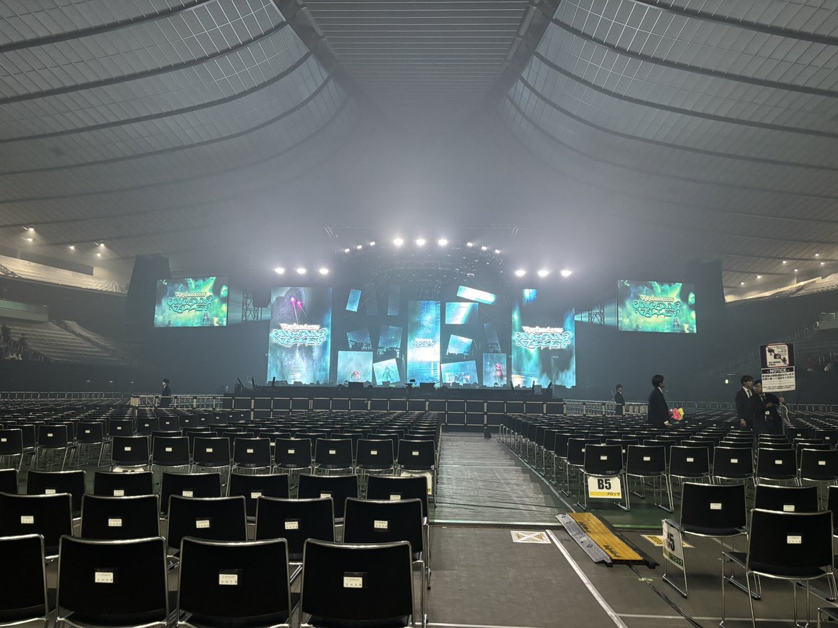 yone_asami's tweet photo. 2025 KEYLAND: Uncanny Valle y in TOKYO
2025年11月29日(土)
国立代々木競技場第一体育館
開場17:00 開演18:00 https://t.co/cjiQhtUvA5