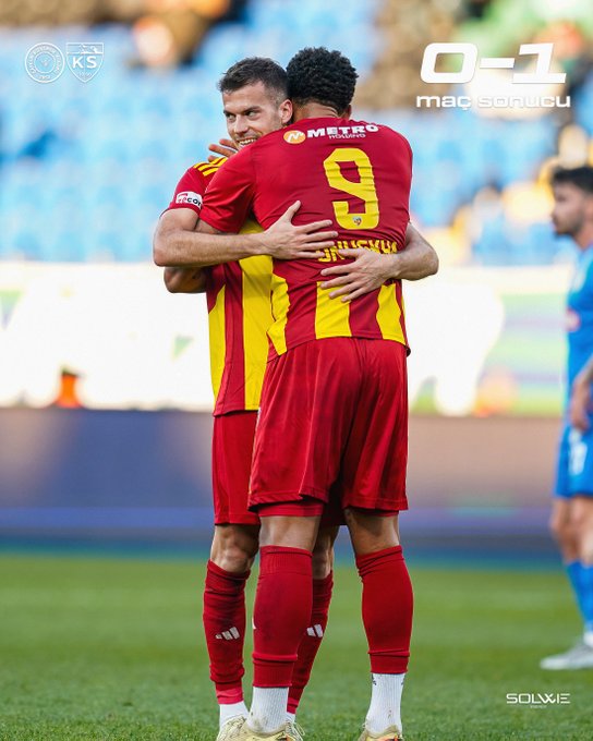 G67OUF5WgAA Uq3?format=jpg&name=small