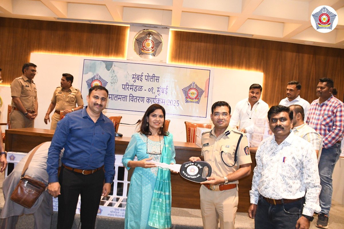 मुंबई पोलीस Mumbai Police tweet media