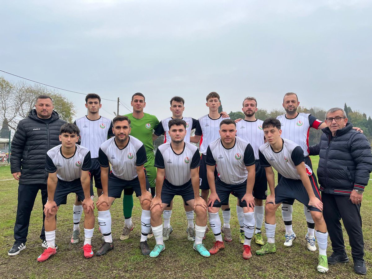 Söğütlüspor’umuz dolu dizgin yoluna devam ediyor. Bugün sahadan 3-0’lık net bir galibiyetle ayrılan takımımızı tebrik ediyorum. Teknik heyetimizi ve sporcu kardeşlerimi başarılarından dolayı kutluyorum.