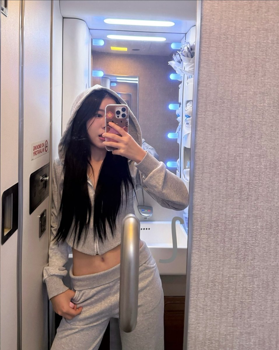 LJLuthors's tweet image. Arhoungciize the same person 🙂‍↕️
#arhoung #Ciizezphr