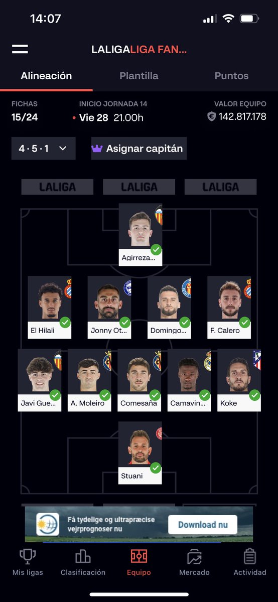 Guia para tener un equipo de media tabla sólido en 2025:

-Portero medio autista, habilidoso y pálido. Seguramente, pajero también.

-Defensas feos que no te gustaría cruzarte por la calle.

-En medio, 3 jugones y 2 carniceros

-Un perro de area veterano con problemas de alopecia