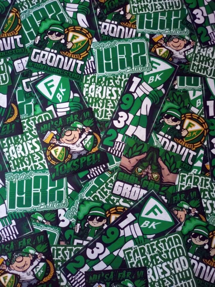 Laget på isen levererar inte, men det gör vi! Ny kollektion med stickers finns att hämta hem! 
En bunt stickers för 120kr.
