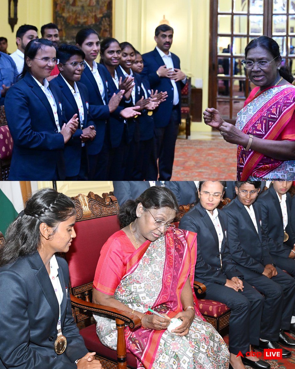 ABPNews's tweet image. राष्ट्रपति द्रौपदी मुर्मु से मिलीं ब्लाइंड T20 विश्व कप विजेता महिला टीम की प्लेयर्स, उपहार स्वरूप भेंट किया बैट. देखिए तस्वीरें...

#DroupadiMurmu #BlindT20WorldCup #CricketNews #ABPNews