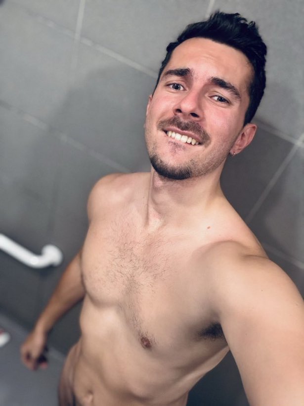 loic92iboy 🇫🇷🧦💦(3,7k) (@fifa20211234) on Twitter photo 