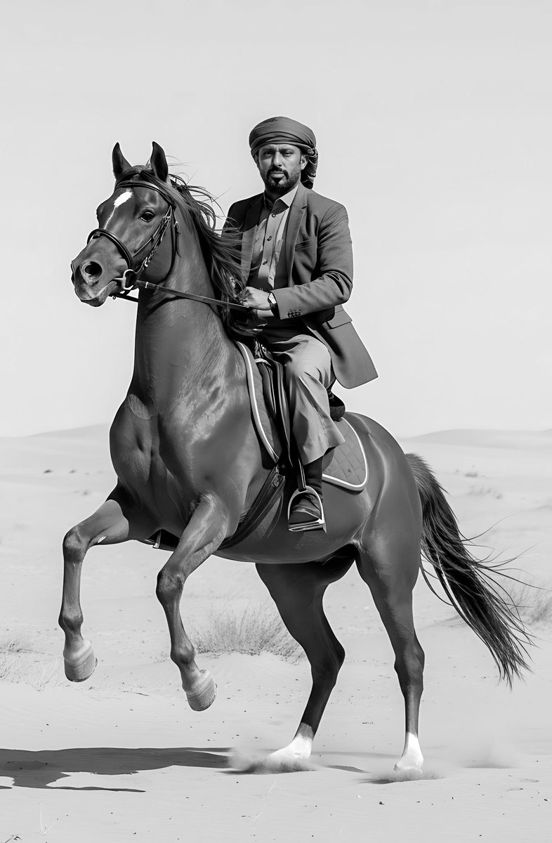 ABDULA_ALAULAQI's tweet image. ياطيـر في جو السماء نافخ&quot; الريش&quot;
لو طرت مهـما طرت&quot; مالك سـياده..

علئ ارم ذات&quot; العماد&quot;،، ، الدراويش&quot;
رمـز ،،،، البـساله&quot; والاباء&quot; والجلاده..

لو تحشد افرادك كتايب من الجيش&quot; 
قـلـدني&quot; الله&quot;،، لا حـيــــاتي&quot; قــلاده.. 

مانلت من  ارض  الرجال  المداغيش&quot; 
مثـقال&quot;،،،،،، ذره&quot; ياضـعـيف&quot;…