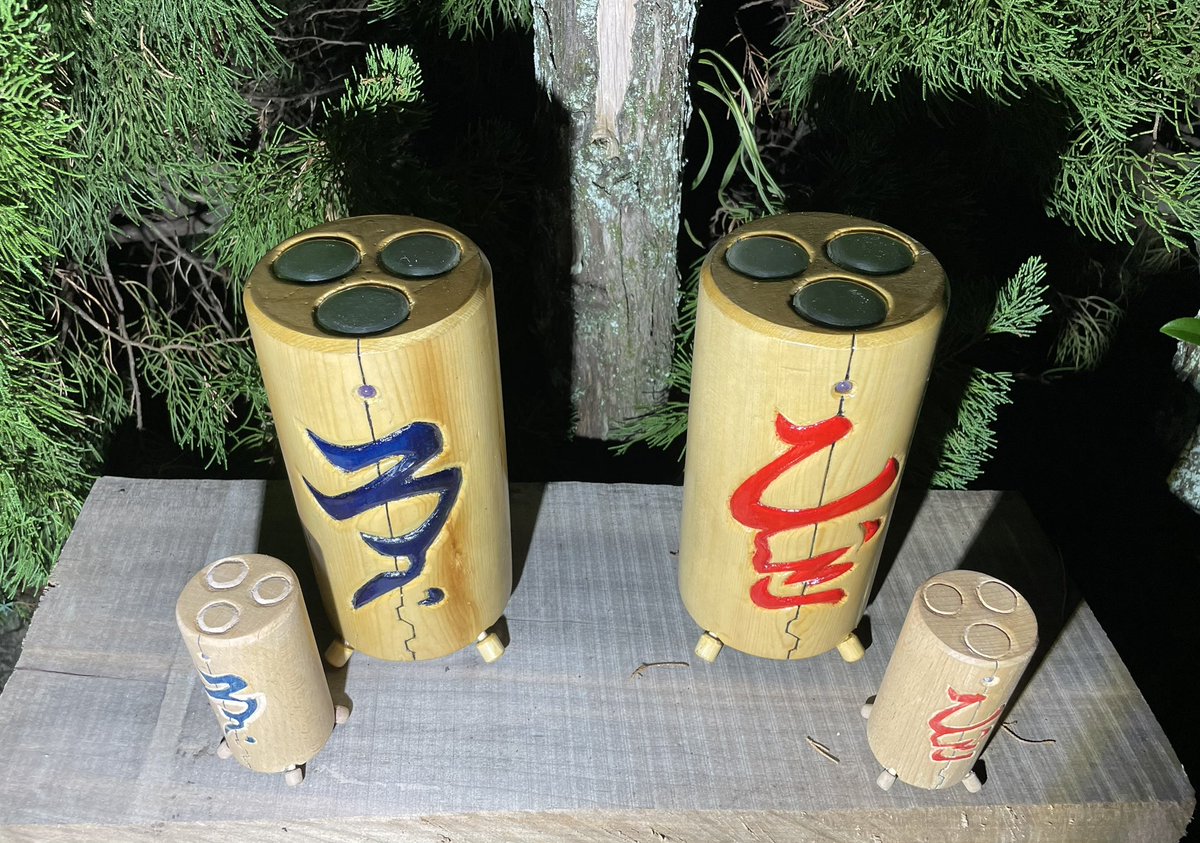 阿座化と火美猛(アザカ・カミダケ)
水筒ぐらいサイズ完成しました
#天地無用 
#天地を貼っていきましょう
#tenchimuyo