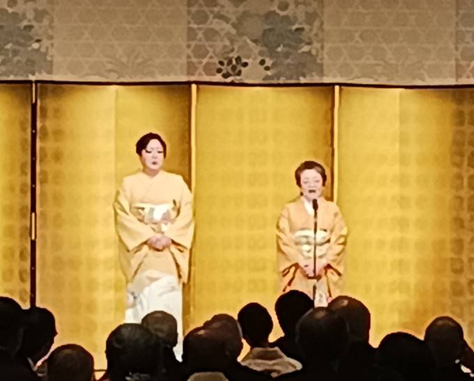 夕刻から夜にかけまして、冷泉家の後嗣となられました、冷泉渚様のご