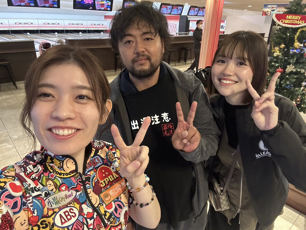 BoowyKyosuke's tweet photo. ボウルアローにて宇山プロのチャレンジマッチに参加〜〜
抽選賞でタオルが当たりました〜 https://t.co/4Lo9Dudqwa