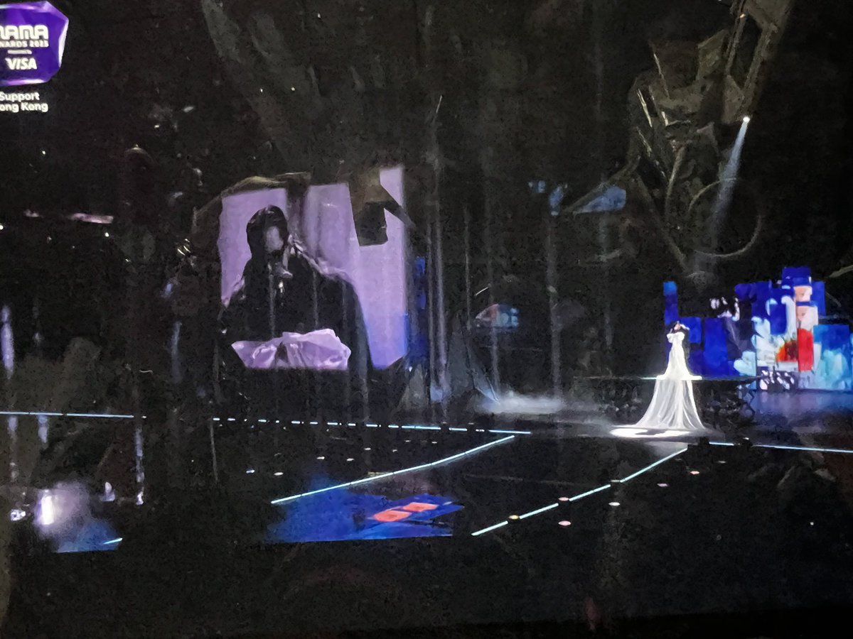 そうきたか〜✨😻❣️
じっくり見ます〜🤩✨👍
#GDRAGON
#2025MAMAWARDS