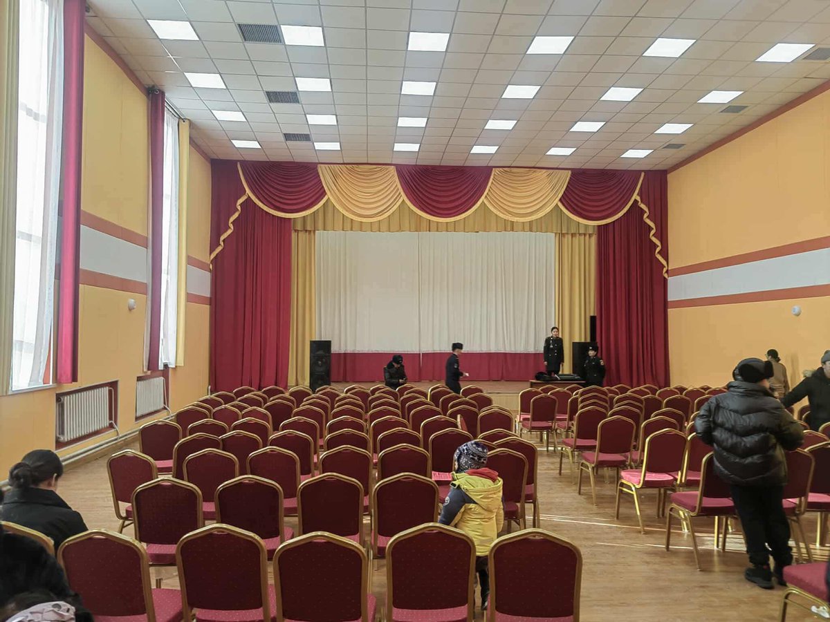 <a href="/BYAMBATSOGT_S/">Бямбацогт Сандаг</a> БХЯ-ны сайд бхдаа таны санаачилж эхлүүлсэн цэргийн ангийн нээлт өнөөдөр болжээ. 👏👏👍 Сэтгэлтэй хүний гараас ажил хүртэл ундарна гэж энэ дээ. Олон сайхан ээж, аавын хөвгүүдийн сурч мэдэх, амьдралдаа дурсамж бүтээх боломжыг бий болгосонд БАЯРЛАЛАА. 🌷🙏