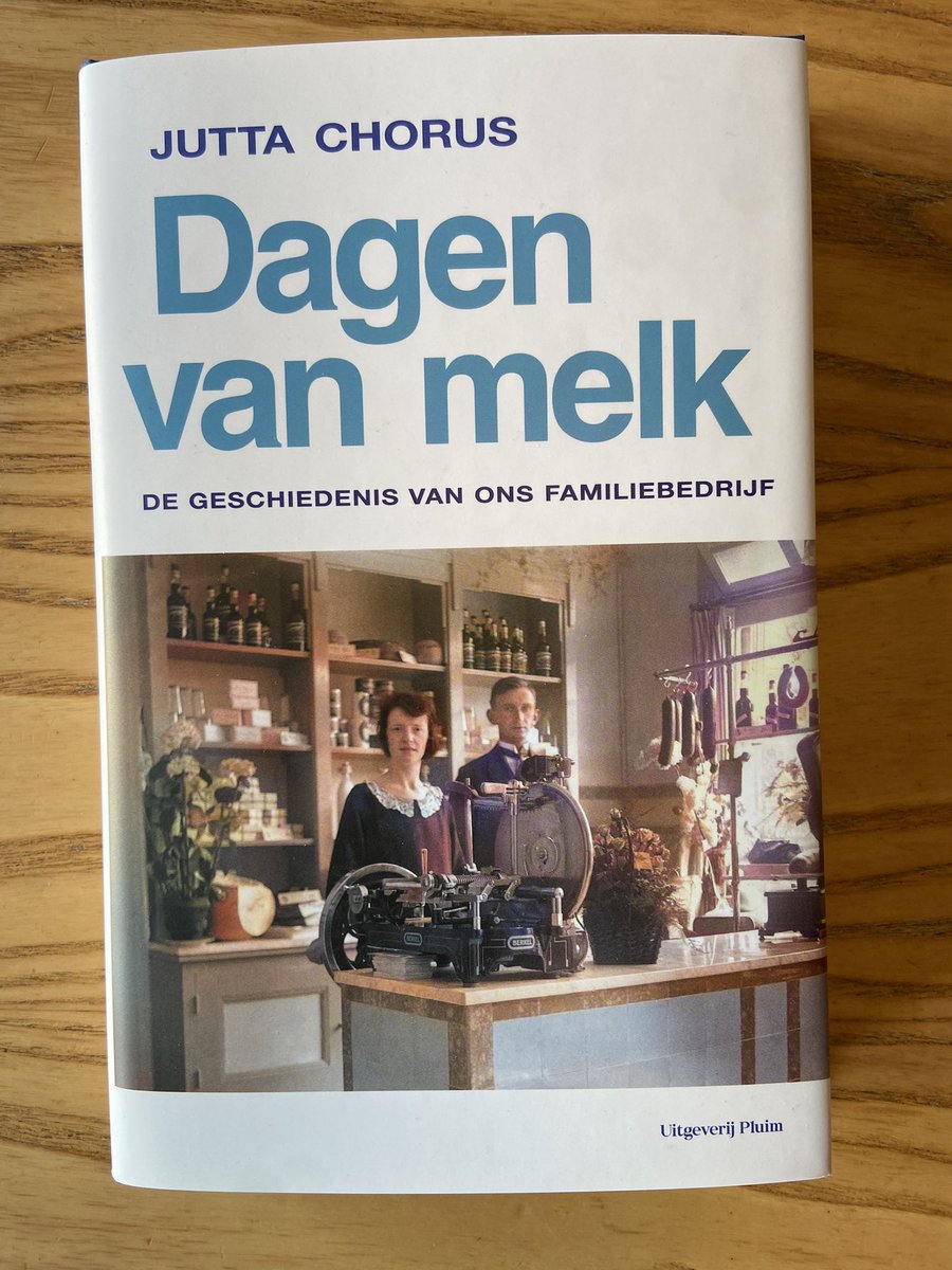 boerinhendrika's tweet image. Ik las de recensie. Mooie aanvulling voor m’n #agrarische boekencollectie✅

volkskrant.nl/boeken/werk-we…
