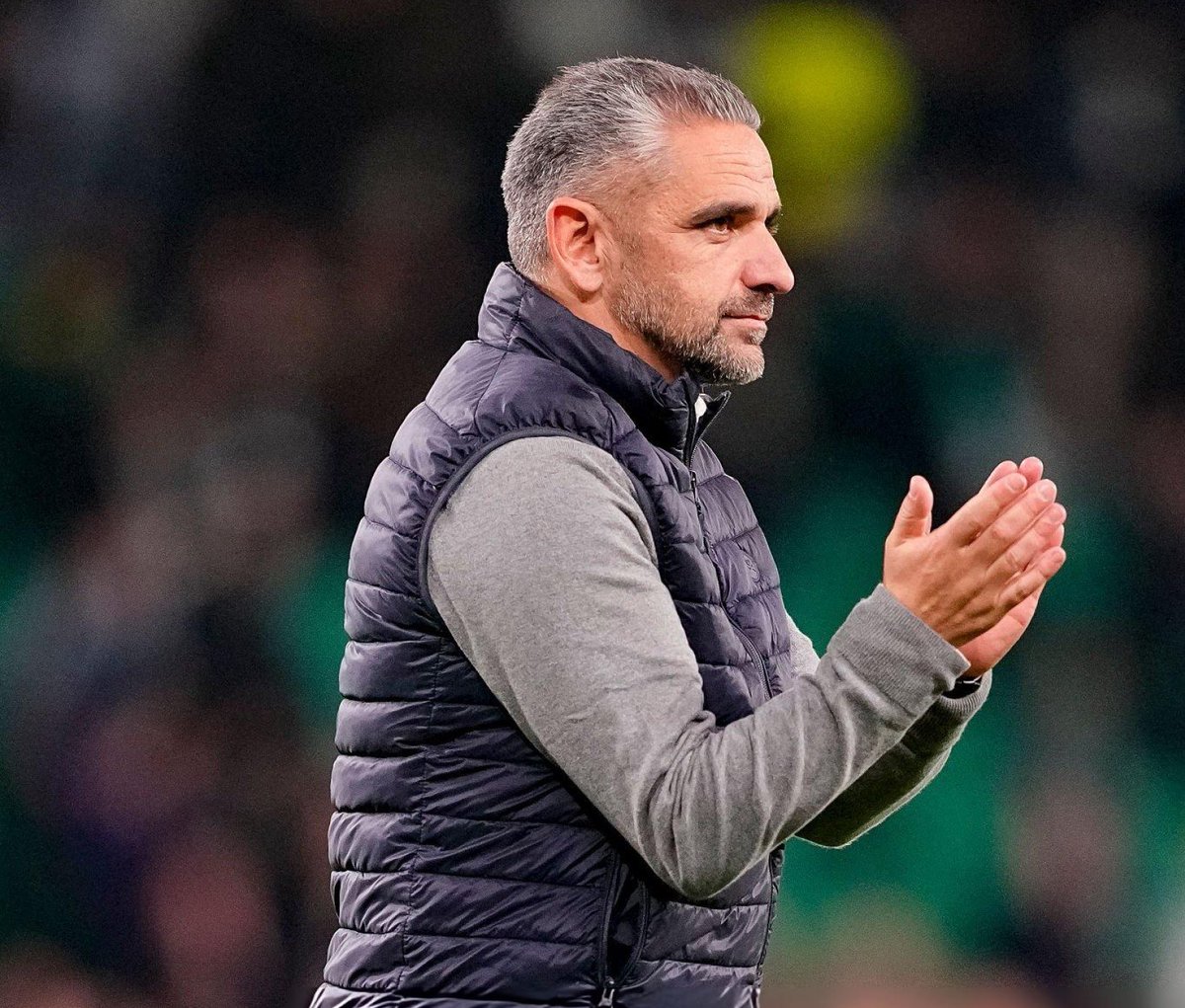 RUI BORGES: Calendário? "Não se trata de estar satisfeito. Foi definido, já jogámos nem 48 horas a seguir para Taça da Liga e não nos queixámos.”

“O FC Porto adiou na altura, tem mais um jogo agora. É o que é. Arranjar soluções mais do que tudo o resto.”