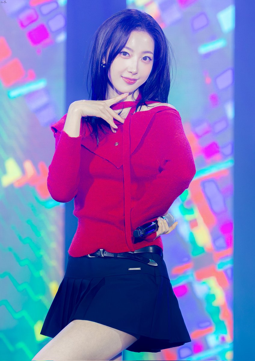 251128 수능 힐링 콘서트

#H1KEY #하이키 #RIINA #리이나