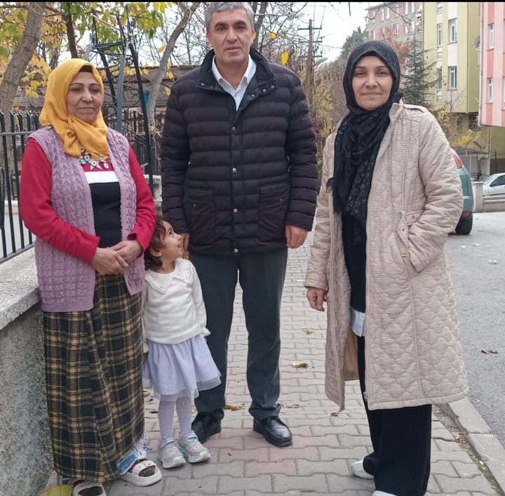 Mahalle Teşkilatı Olarak Yönetim Kurulu Üyemiz Ünal ALTUNKAYA İle Mahallemizde Ailelerimizi Ziyarette Bulunduk.
🇹🇷🇹🇷🇹🇷🇹🇷🇹🇷🇹🇷🇹🇷🇹🇷🇹🇷🇹🇷🇹🇷🇹🇷🇹🇷🇹🇷
<a href="/AkpartiAnkara/">AK Parti Ankara</a> <a href="/AkKeciorenResmi/">AK Parti Keçiören</a> <a href="/AKadirkarapinar/">Kadir KARAPINAR🇹🇷</a> <a href="/as_bayindir/">Ahmet Şerif BAYINDIR</a> <a href="/gokayozcan/">Gökay ÖZCAN</a> <a href="/CananBaranizgi/">Canan Baran İzgi</a> <a href="/UnalAltunkaya40/">Ünal ALTUNKAYA 🇹🇷</a>