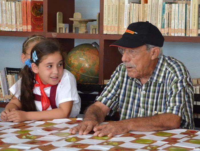 Conocimos del fallecimiento de Gilberto García Alonso, expedicionario del yate Granma, hombre leal que nos deja a sus 95 años, justo en los días cuando, en 1956, realizaba la histórica travesía junto a #Fidel y #Raúl. 

Condolencias a familiares, compañeros de lucha y amigos.