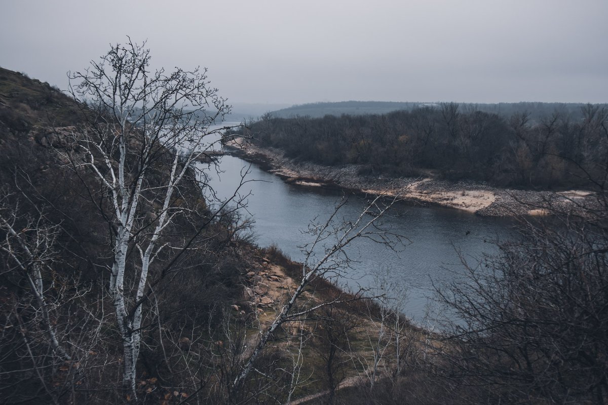IndustrialkaZP's tweet photo. Фарби осені щезли у тумані 😯🍁🍂
Фото Євгена Віка
#Запоріжжя #Zaporizhzhia #Запорожье #zprzcity https://t.co/t1UWFKGbRl