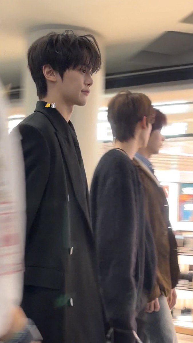 𝘾𝙃𝙀𝙀𝙎𝙀 ᐢᐢ tweet media