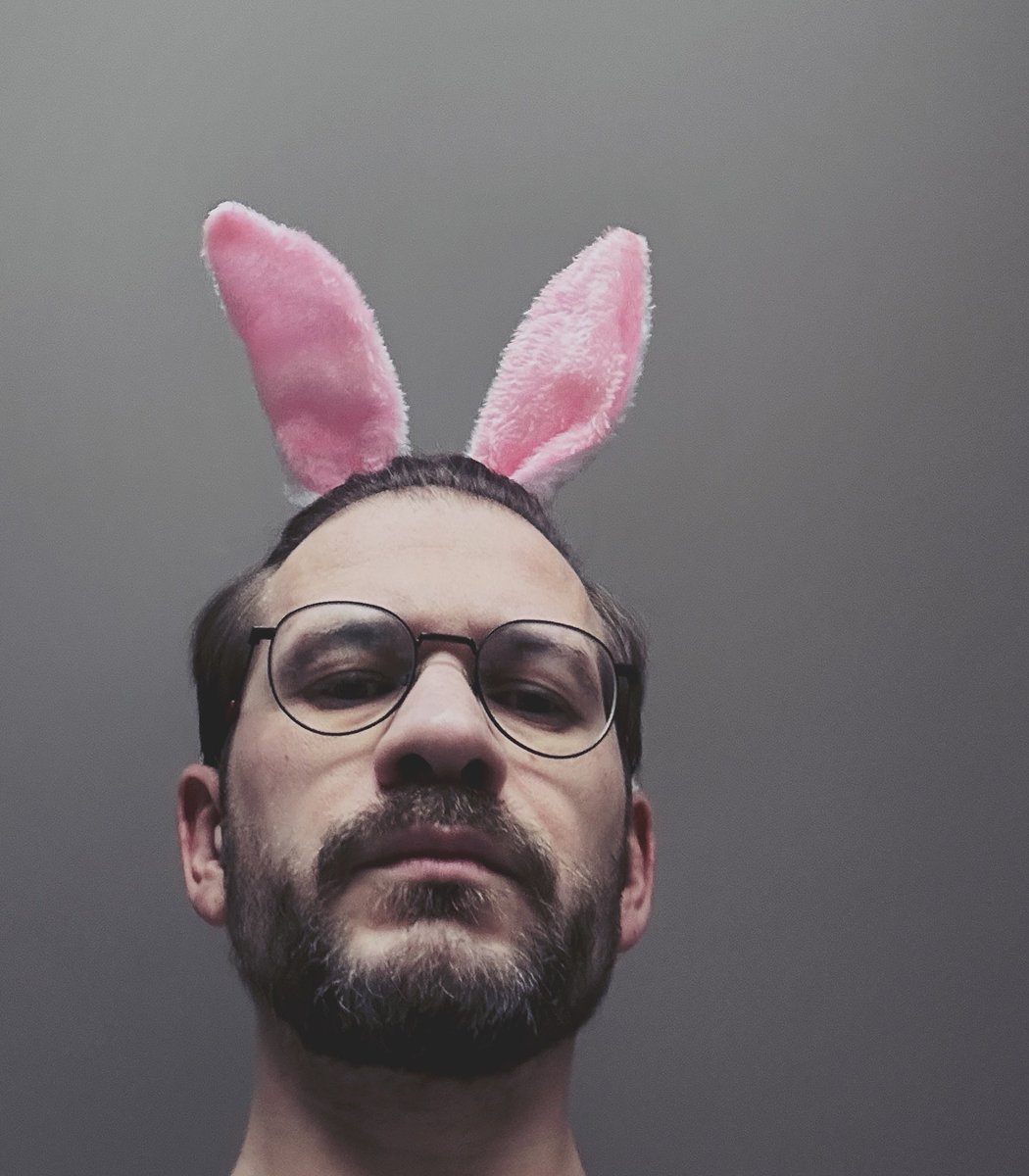 mutno's tweet image. спиш?