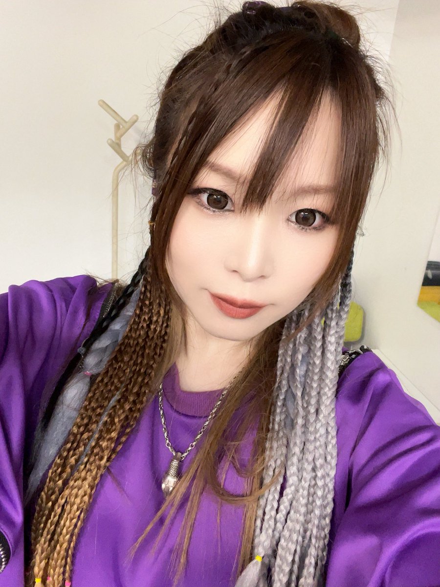 大阪ありがとう🔥楽しかったぁああ⚡
MCでも言いましたが来年また来たいなと画策中なのでまた必ず一緒に楽しもうね！
明日はMardelasのセカンドホーム名古屋💥ぶちかまそうぜ‼
#Mardelas #10周年