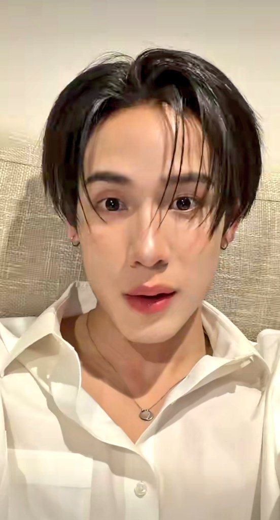 tytpme2122's tweet image. เหมียวเร้กกกกตาใสมาก✨

#javabh ♡⁠˖ @javabh28