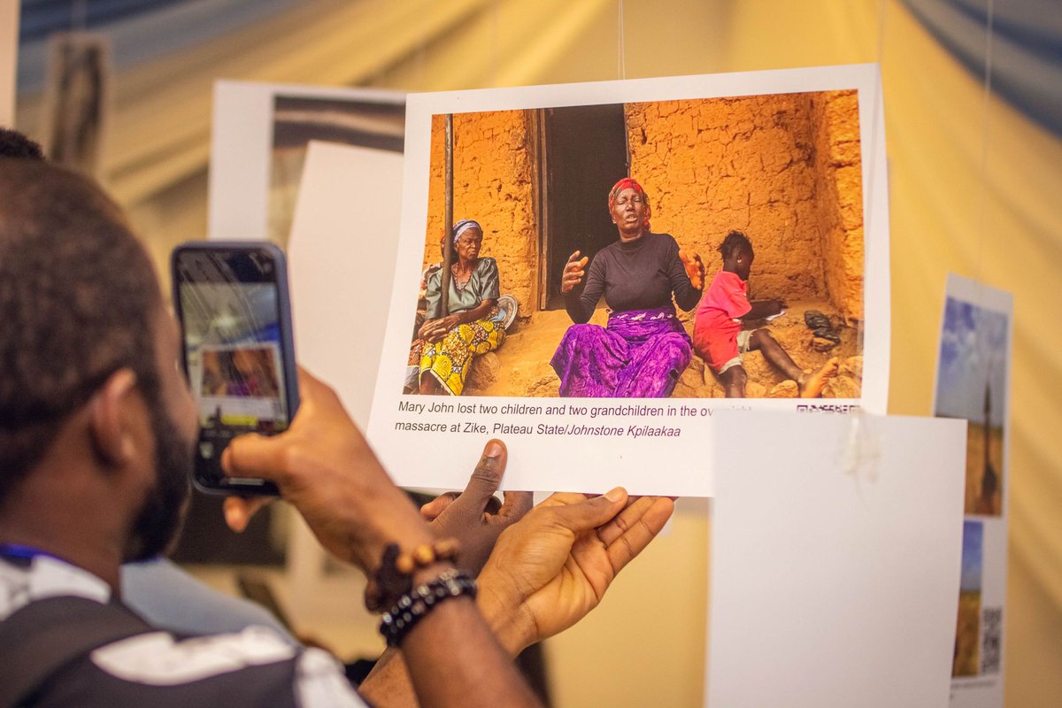 HumAngle_'s tweet photo. Participants at #HumAngleShowcase25 are exploring pictures, comics, podcasts, and virtual reality experiences showcasing moments and stories that HumAngle has covered https://t.co/E4M3YxQZ8l