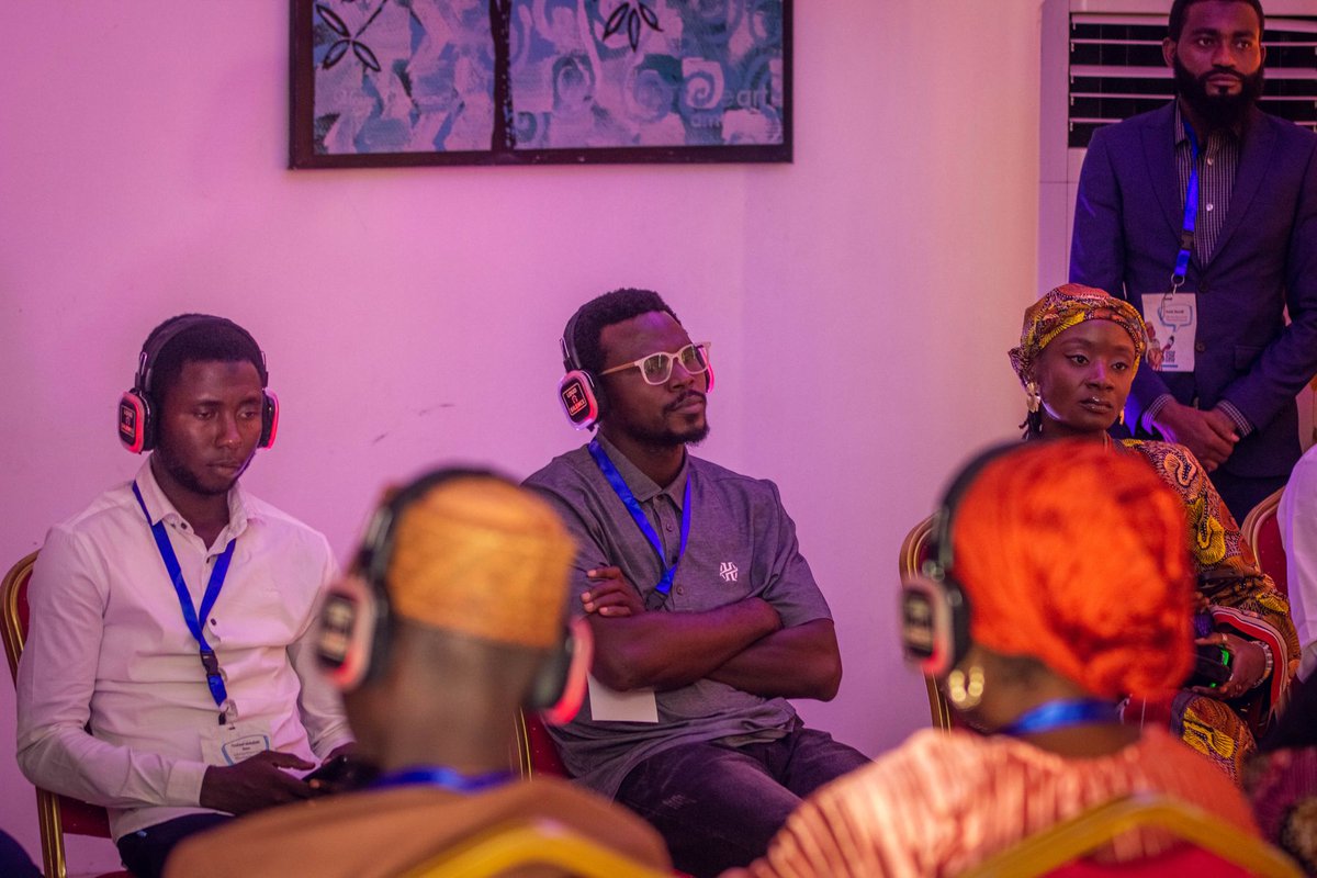 HumAngle_'s tweet photo. Participants at #HumAngleShowcase25 are exploring pictures, comics, podcasts, and virtual reality experiences showcasing moments and stories that HumAngle has covered https://t.co/E4M3YxQZ8l