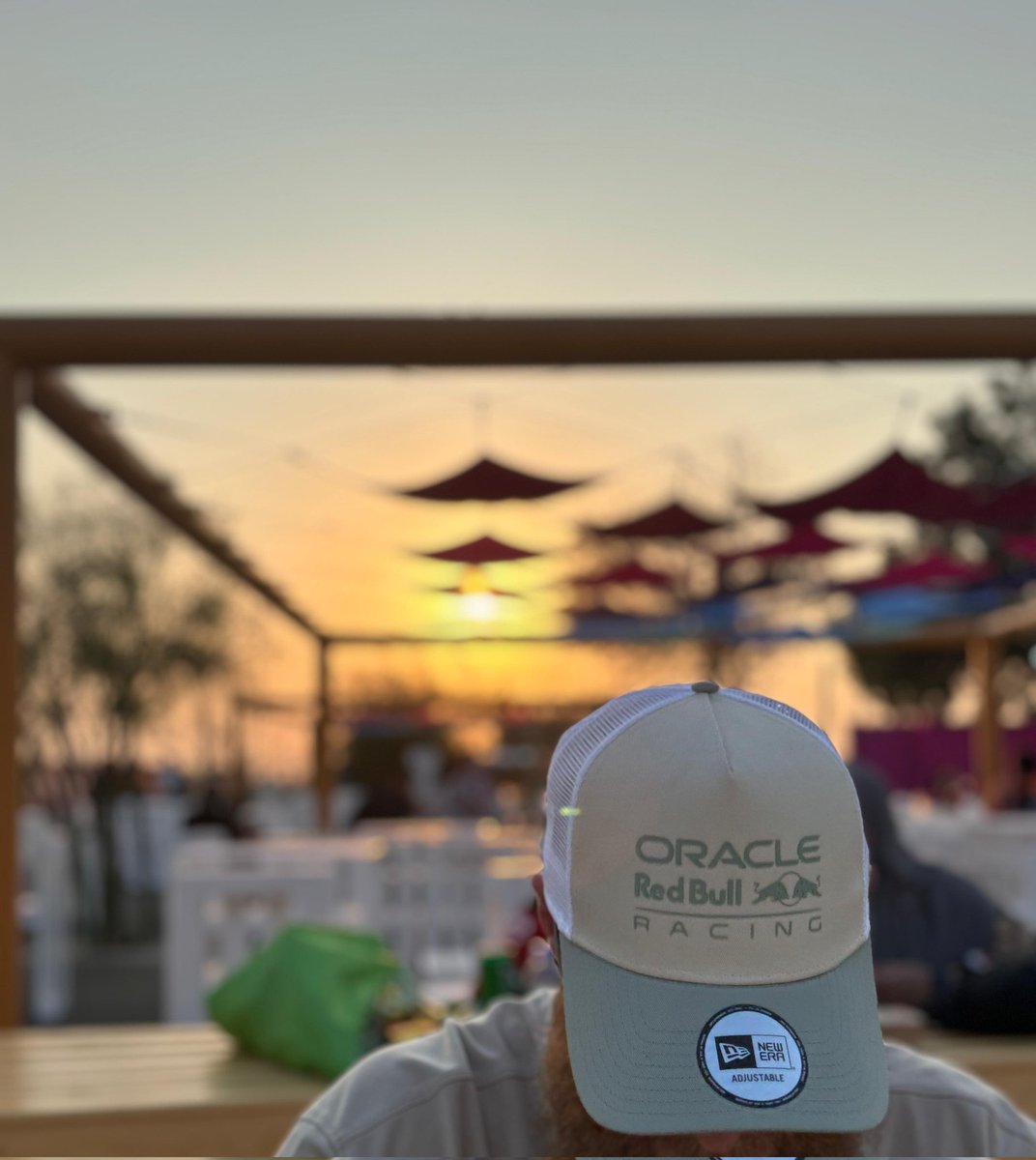 GM and GN from Qatar.

Sprints about to start, then F1 Qualifiers in 3 hours for tomorrow's main race.

Let's go Max!