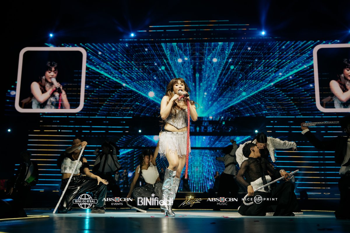 Woaaah! The PH Arena felt the warmth as <a href="/bini_maloi/">Maloi Ricalde ౨ৎ</a> delivered her inspiring “Don’t You Worry ’Bout a Thing”  #BINIfied solo!🎶😌

📸<a href="/niceprintphoto/">Nice Print Photo</a>
BINIFIED PH ARENA PARTY
#BINI #BINIFIED #BINIfiedPHArena #TatakStarMagic #StarMagic