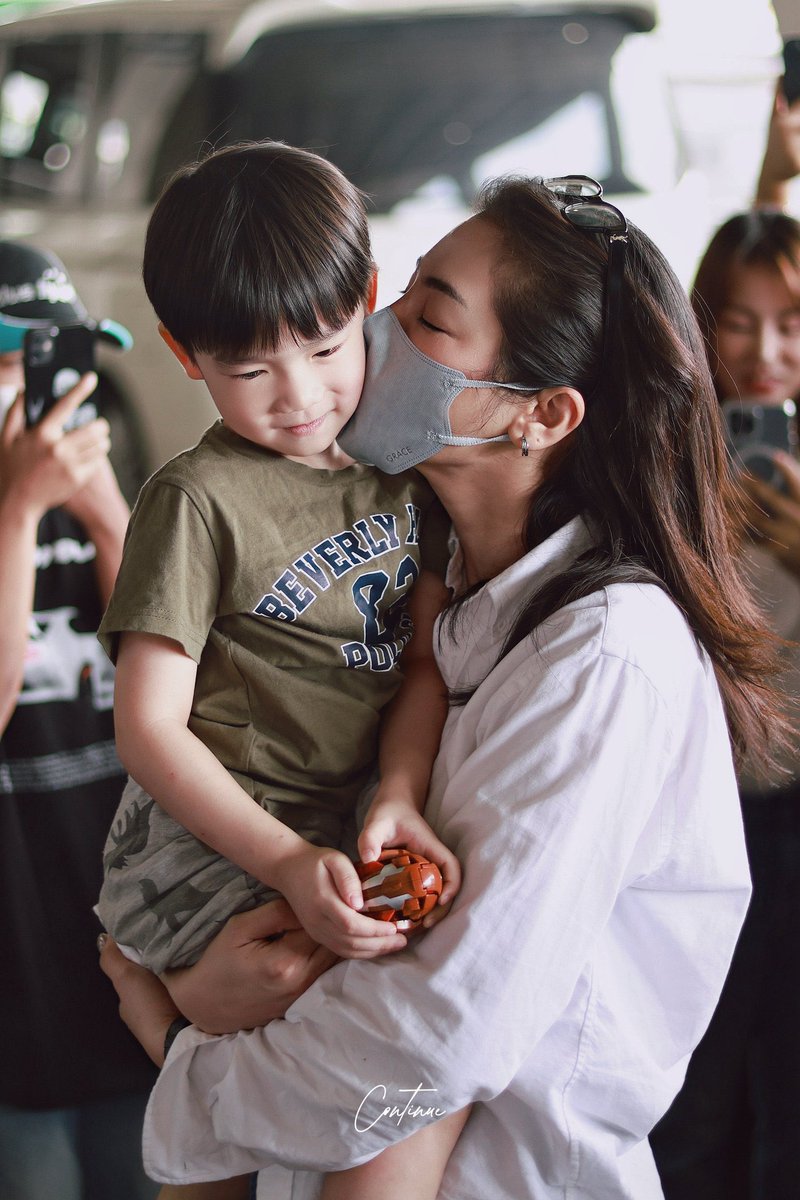 mariaann__'s tweet photo. ALISA MOTHER OF TWINS
#TeamTwins
#Alisa
#BrokenOfLoveหัวใจช้ํารัก
#SomeoneDaughter https://t.co/goT0yfxCkf