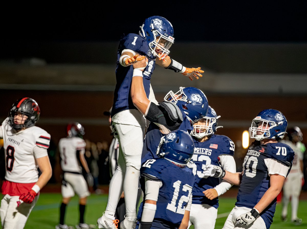 RHHS Terriers Football tweet media