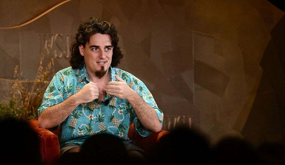 TechDropsNet's tweet image. Anduril Industries is facing challenges with its autonomous weapons systems, including failures in testing and problematic deployments in Ukraine, raising questions about reliability. #news  #Drones #Defense #Autonomous #Military
Link: techdrops.news/post/andurils-…