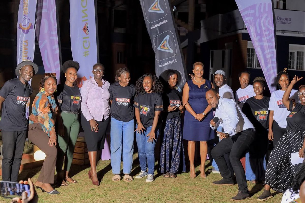 WezeshaGirls's tweet photo. #PeriodGiving means support underprivileged girls to menstruate with dignity and dignity:
#PeriodsArePower
@CivLegacy_F @DwonaInitiative @GivingTuesdayUg #GivingTuesdayUganda https://t.co/SeeuaTSnTe