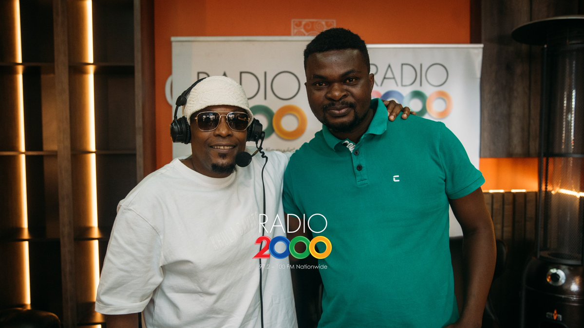 Radio2000_ZA's tweet image. 🎙️#SpaceAndTime | @Mnisi__weMvula chats with Msoso Singwane, a proud Radio 2000 superfan from Mbombela, Mpumalanga, as he shares his love for the station
Do Join us 📍 Disoufeng, Soweto
🎟️ R150  Computicket &amp;amp; at the gate
🔗 shorturl.at/XzaBT
#Radio2000OurMusicYourMemories