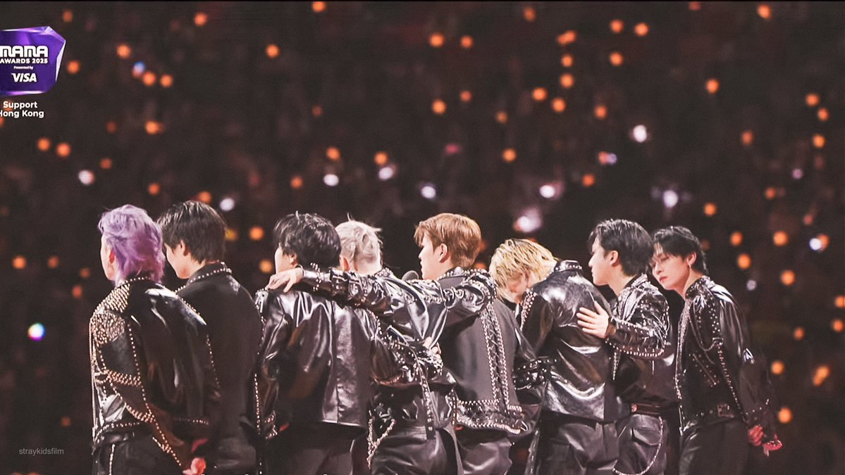 straykidsfilm's tweet image. Album of the Year: STRAY KIDS (MAMA 2025)