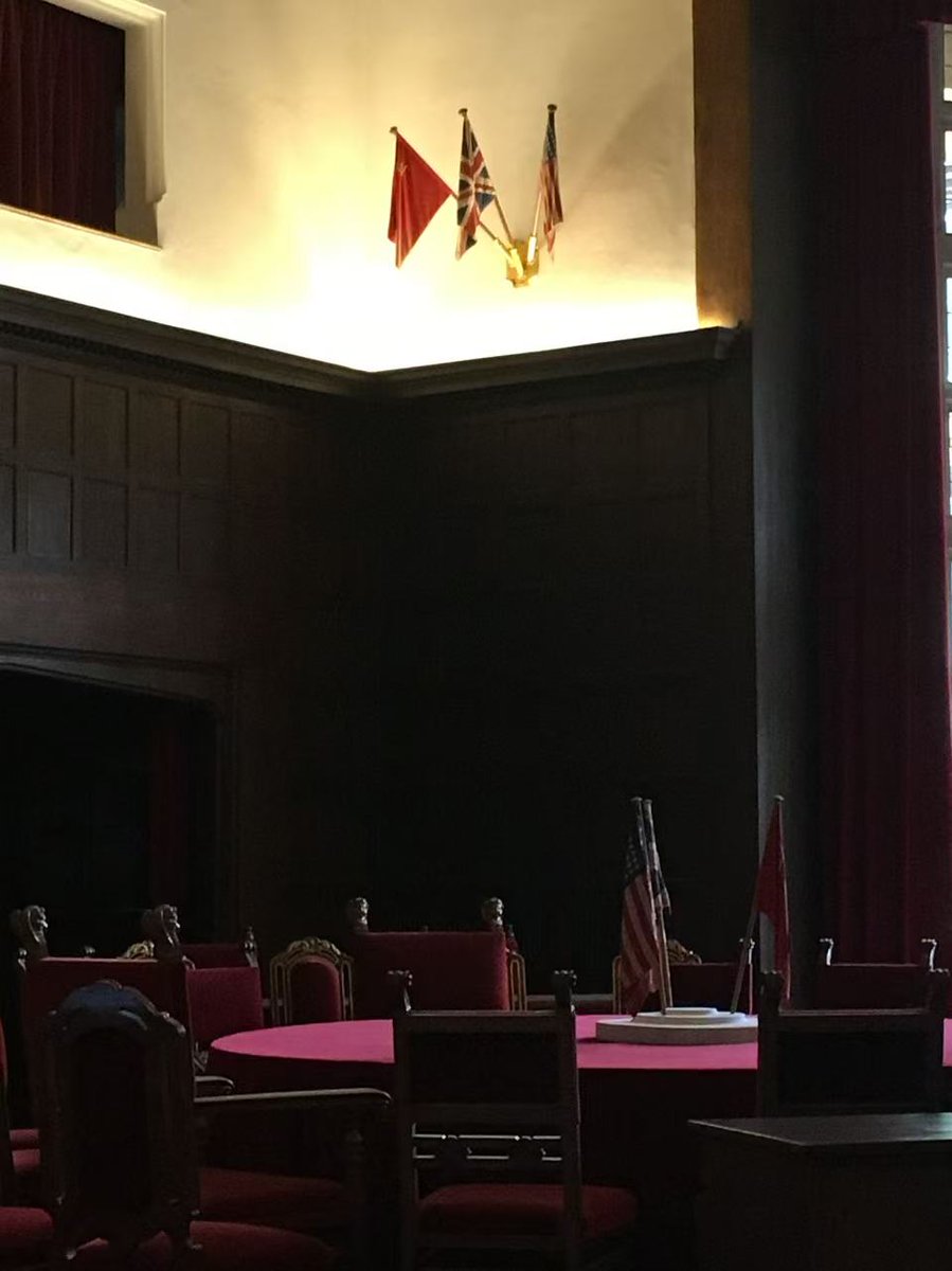 ZhaiXiang5's tweet image. x.com/Stanford/statu…
I think China may have just quietly reopened the Okinawa question-and this could reshape Asia&apos;s balance of power in ways few people are ready for.

Although China usually keeps a low profile on Okinawa, several recent statements by Takaichi- including her…