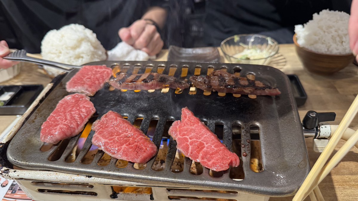 大阪まいど〜！めっちゃ熱かった！
来年もまた来たいと思ってるのでその時は宜しくやで〜！
肉食って明日に備えます！🍖