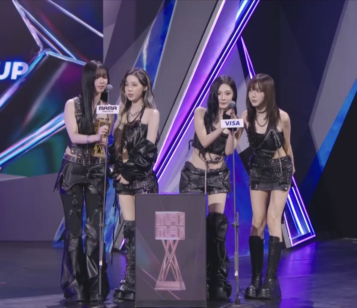 🎊MAMA 2025🎊

🏆Fans' Choice Female  Top10
🏆Best Choreography
🏆Best Dance Performance Female Group
🏆Best Female Group

에스파 4관왕 수상 축하합니다🩵💜
#aespa #에스파