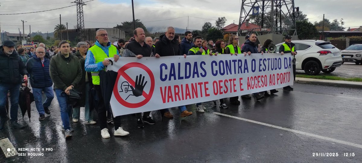 anaferr4227376's tweet photo. @oscar_puente_  el pueblo salva al pueblo #caldasdereis  unido.
No somos un grano en el culo ,como dijo su ingeniero https://t.co/5Dbv98yo4a