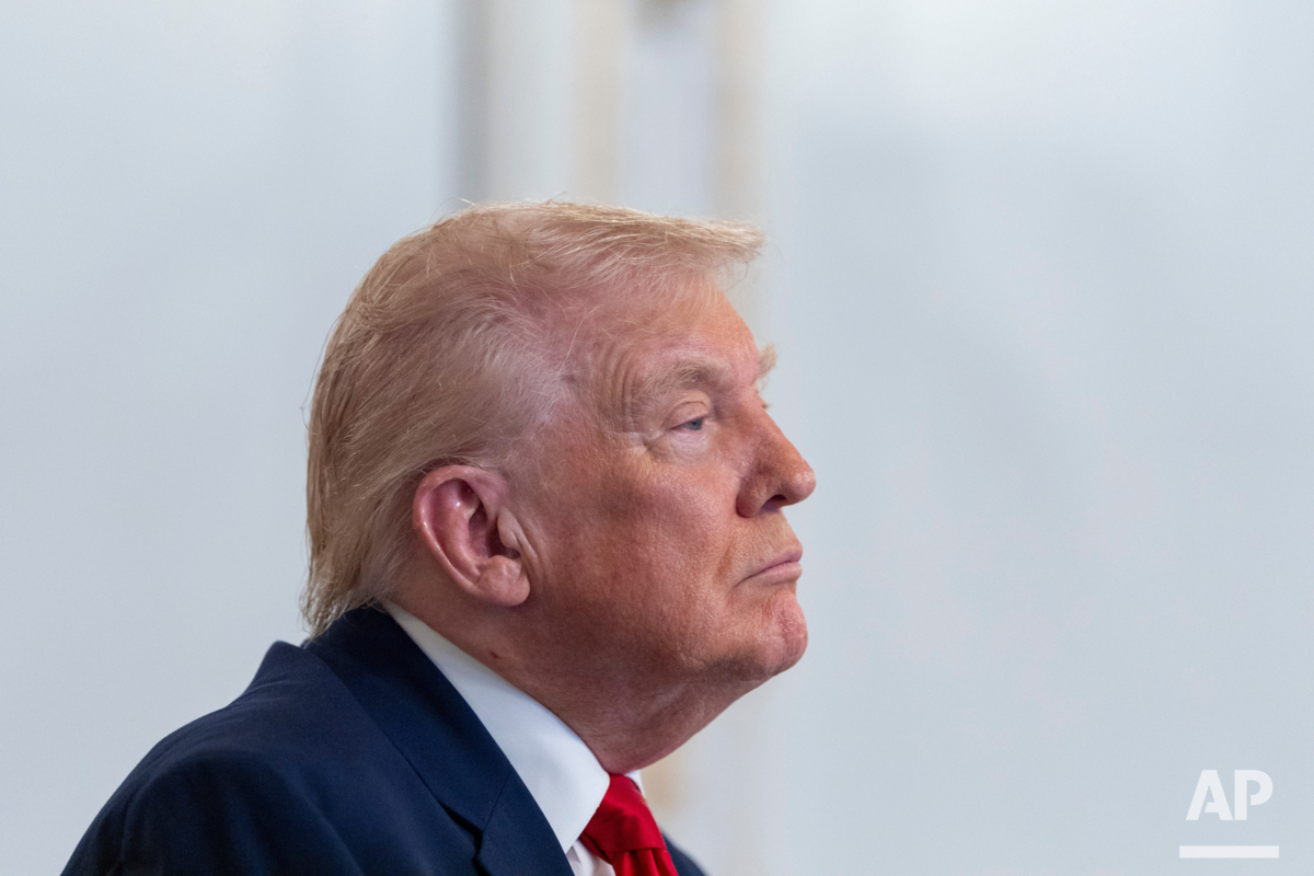 tassagency_en's tweet image. Donald Trump has closed the airspace over Venezuela, he said on Truth Social:

"To all Airlines, Pilots, Drug Dealers, and Human Traffickers, please consider THE AIRSPACE ABOVE AND SURROUNDING VENEZUELA TO BE CLOSED IN ITS ENTIRETY":
vk.cc/cROxR9