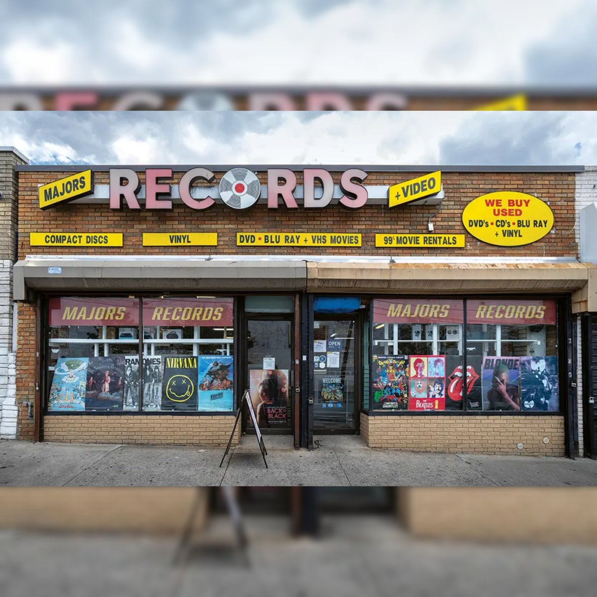 With Black Friday discounts, it came to just over $3 for this tidy little haul of cassettes. Especially pumped for that Jackson 5 Christmas album. Shop local!