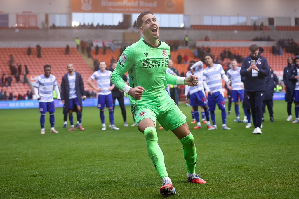 ReadingFC's tweet image. Our first away win of the @SkyBetLeagueOne season and twenty-four years since our last league win in Blackpool… 

The perfect away performance. 🔥