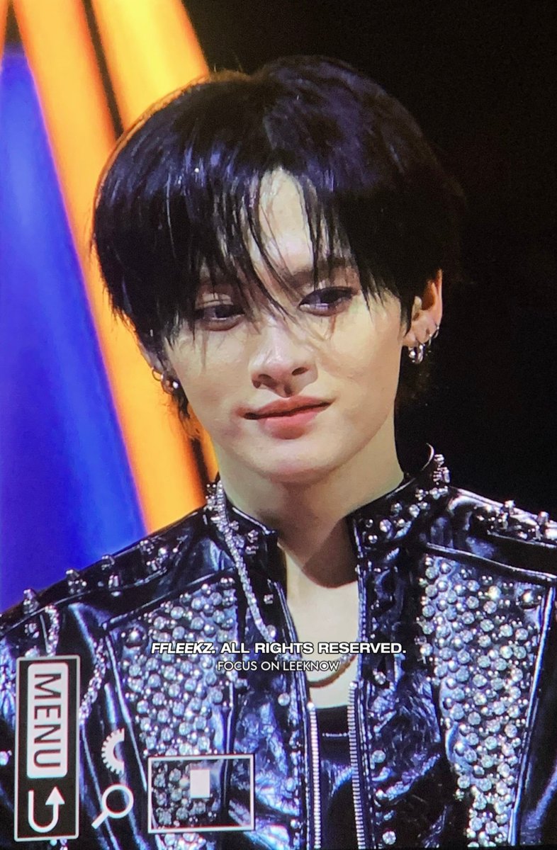 251129 MAMA
대상축하•••💛
#리노 #LeeKnow #StrayKids
