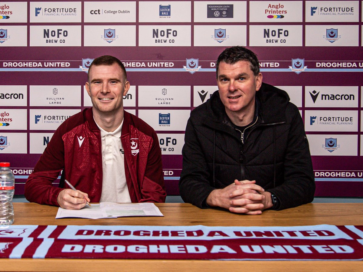 DroghedaUnited's tweet photo. Signed sealed delivered ✍️ 

Back where it all started 🟣🔵 https://t.co/kGuG3dbp9Q
