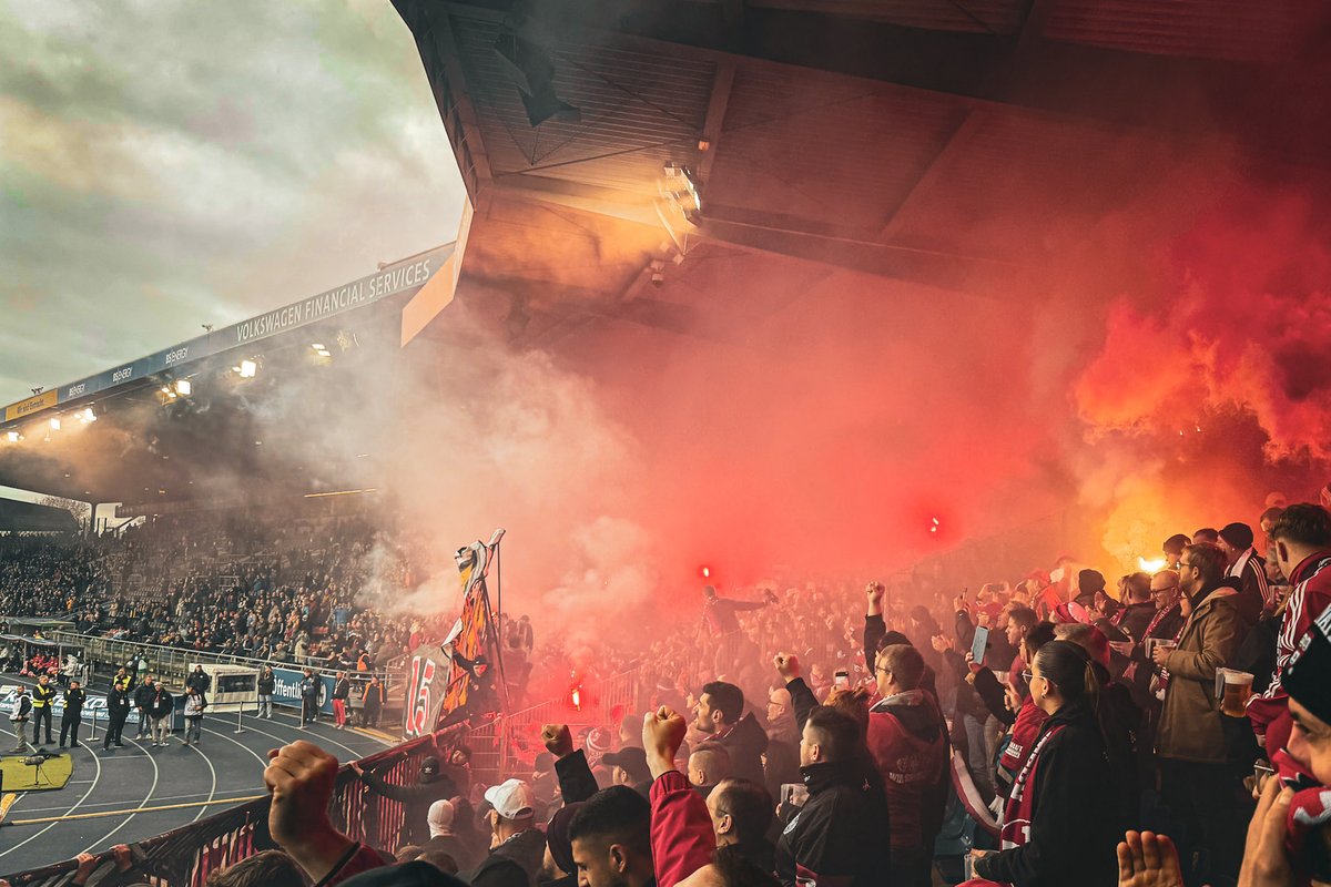 Der #Betze wieder einmal mit einem katastrophalen Auftriff in Braunschweig. Der #BTSV geht als hochverdienter Sieger vom Platz. So gibt es für den FCK nicht mehr viel zu holen bis zur Winterpause. #EBSFCK