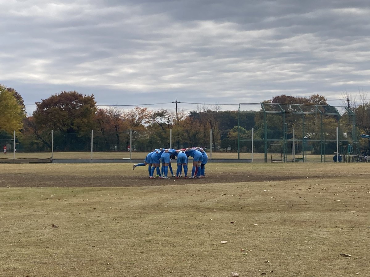 ▼試合結果

11/23 (日)
東京都女子サッカーリーグ１部 第８節
文京LB Ladies vs 立川フットボールクラブ
1-1 △(百木)
@中里多目的広場

慣れないグラウンドと球際の強い相手にいつも通りのプレーを防がれ、後半中盤に失点。
その後取り返したものの、他のチャンスで決め切れず引き分けとなりました。