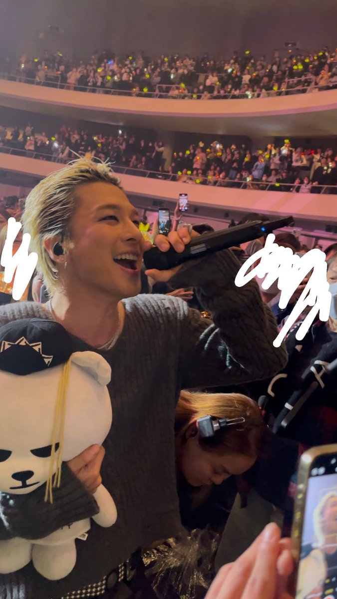 shoyang99's tweet photo. 家宝にします！！
#TAEYANG #TAEYANG2025FANMEETING 
@Realtaeyang https://t.co/O2ejifrdkk