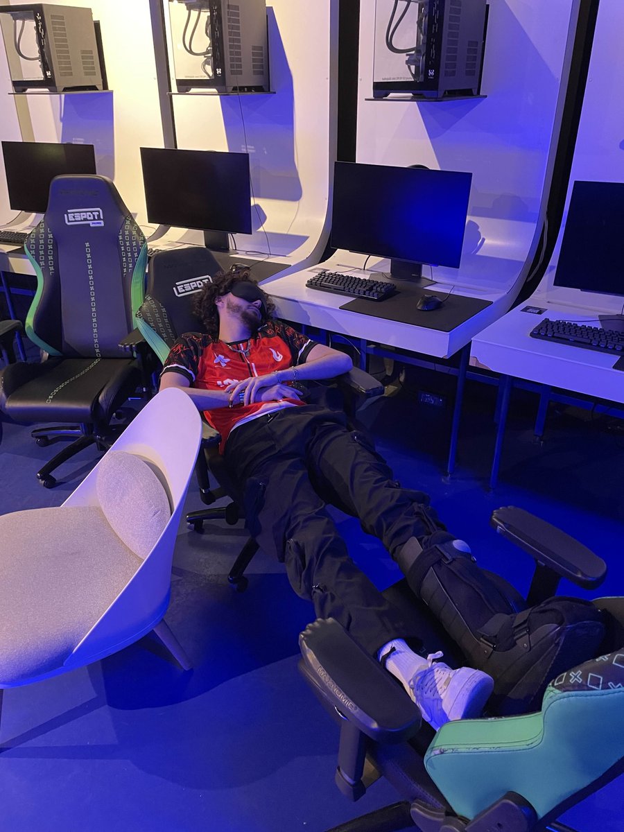 InFuria E-sport tweet media